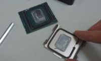 Intelin Core X -prosessoreissa käytössä lämpötahna piisirun ja lämmönlevittäjän välissä
