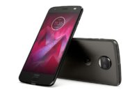 Motorola esitteli Moto Z2 Force Edition -älypuhelimen pirstoutumattomalla näytöllä