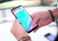 OnePlus 5T kattavien vuotojen kohteena