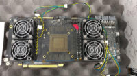 NVIDIAn näytönohjaimen prototyyppipiirilevy kuvassa GDDR6-muisteilla