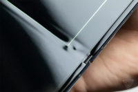Samsungin Galaxy Fold -puhelimen näytöt hajoilevat arvostelijoiden käsissä