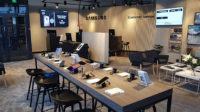 Video: Tutustuimme Samsung Support Center -puhelinhuoltoon