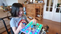 Isä rakensi tyttärelleen helppokäyttöisen peliohjaimen Switchille Xbox Adaptive Controllerin avulla