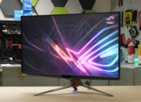 Video: Testissä Asus ROG Swift PG32UQX -pelinäyttö