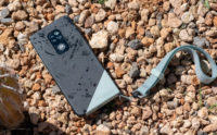 Motorola julkaisi pölyn-, veden- ja iskunkestävän defy-älypuhelimen
