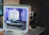 Video: Kasataan itse Cooler Master Qube 500 Flatpack -kotelo