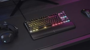 Corsair julkaisi uuden K70 Pro TKL -näppäimistön Hallin ilmiötä hyödyntävillä näppäimillä