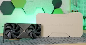 Video: NVIDIA GeForce RTX 5090 Founders Edition ensituntumat