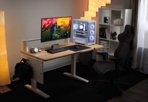 Corsair julkaisi uuden Platform:4-pöydän ja Multi Frame Pegboard -reikälevyn